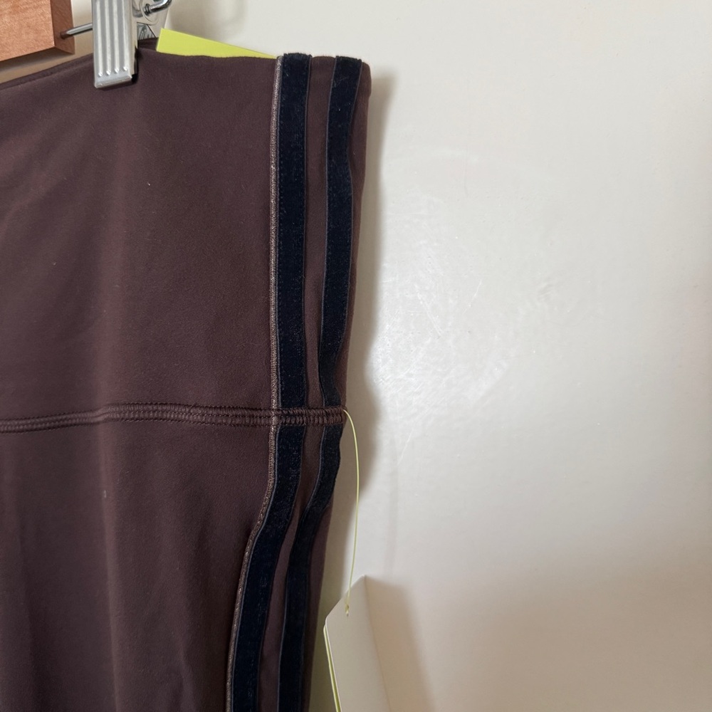All in motion everyday soft 7/8 length legging Brown Leggings size L - Picture 3 of 7